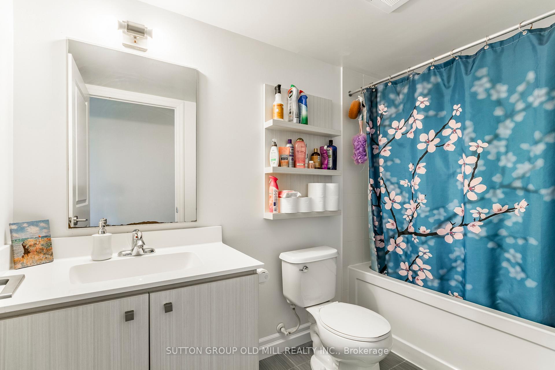 2 Bedrooms Condo at 2015 Sheppard, Toronto For sale
