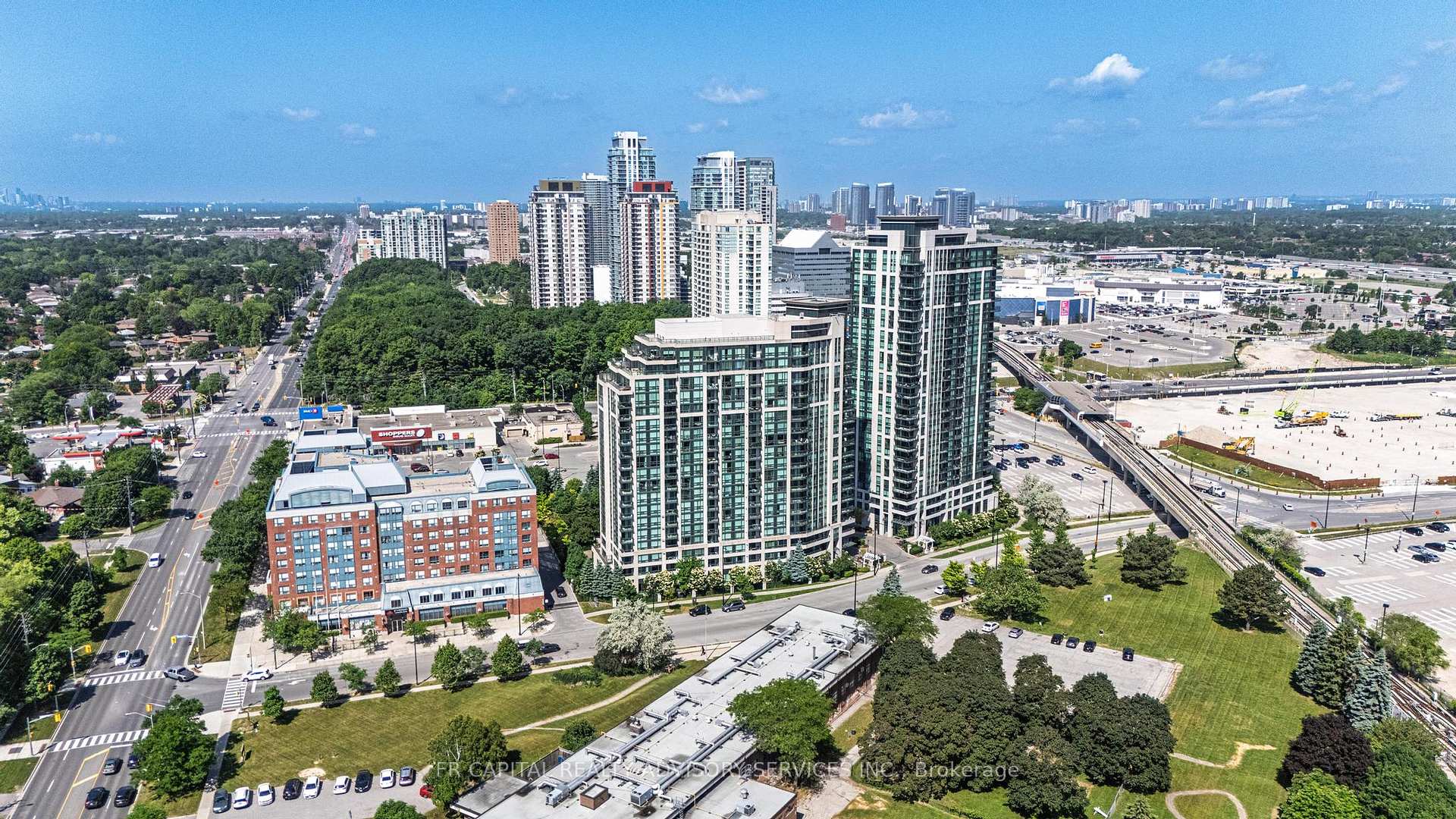 2 Bedrooms Condo at 68 Grangeway, Toronto For sale
