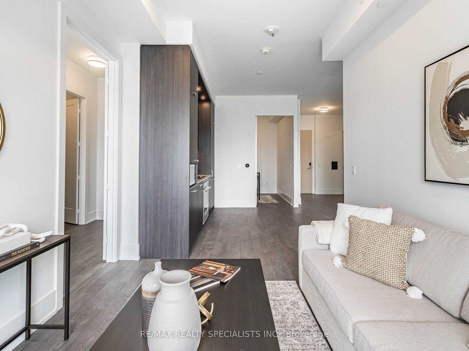 3 Bedrooms Condo at 480 Front,  Toronto For sale