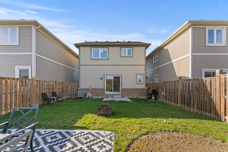 11 Warman Street