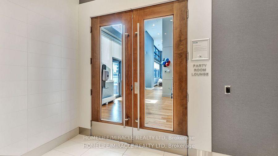 1 Bedroom Condo at 2220 Lake Shore, Toronto For sale