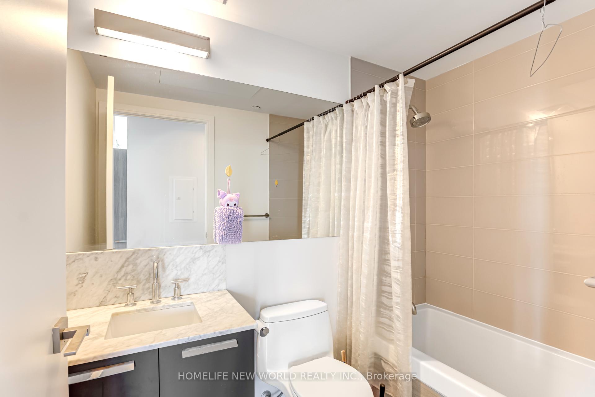 1 Bedroom Condo at 50 Charles,  Toronto For sale