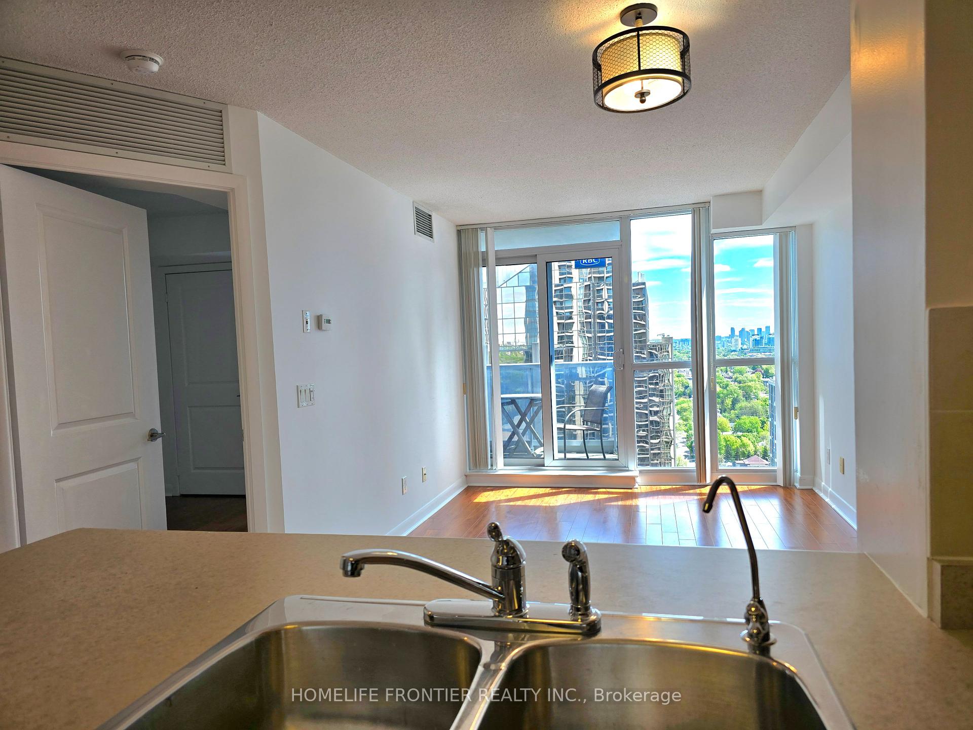 2 Bedrooms Condo at 4978 Yonge, Toronto For sale