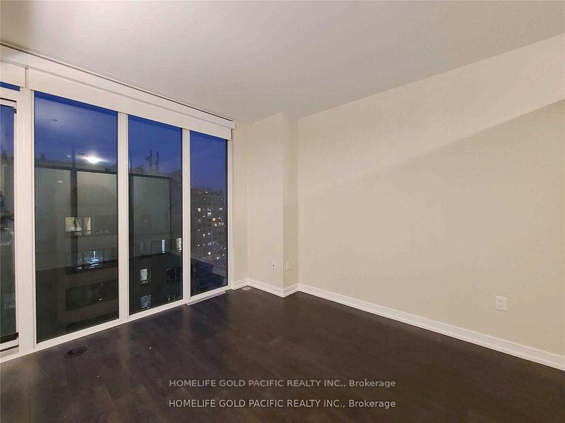 2 Bedrooms Condo at 426 University, Toronto For sale