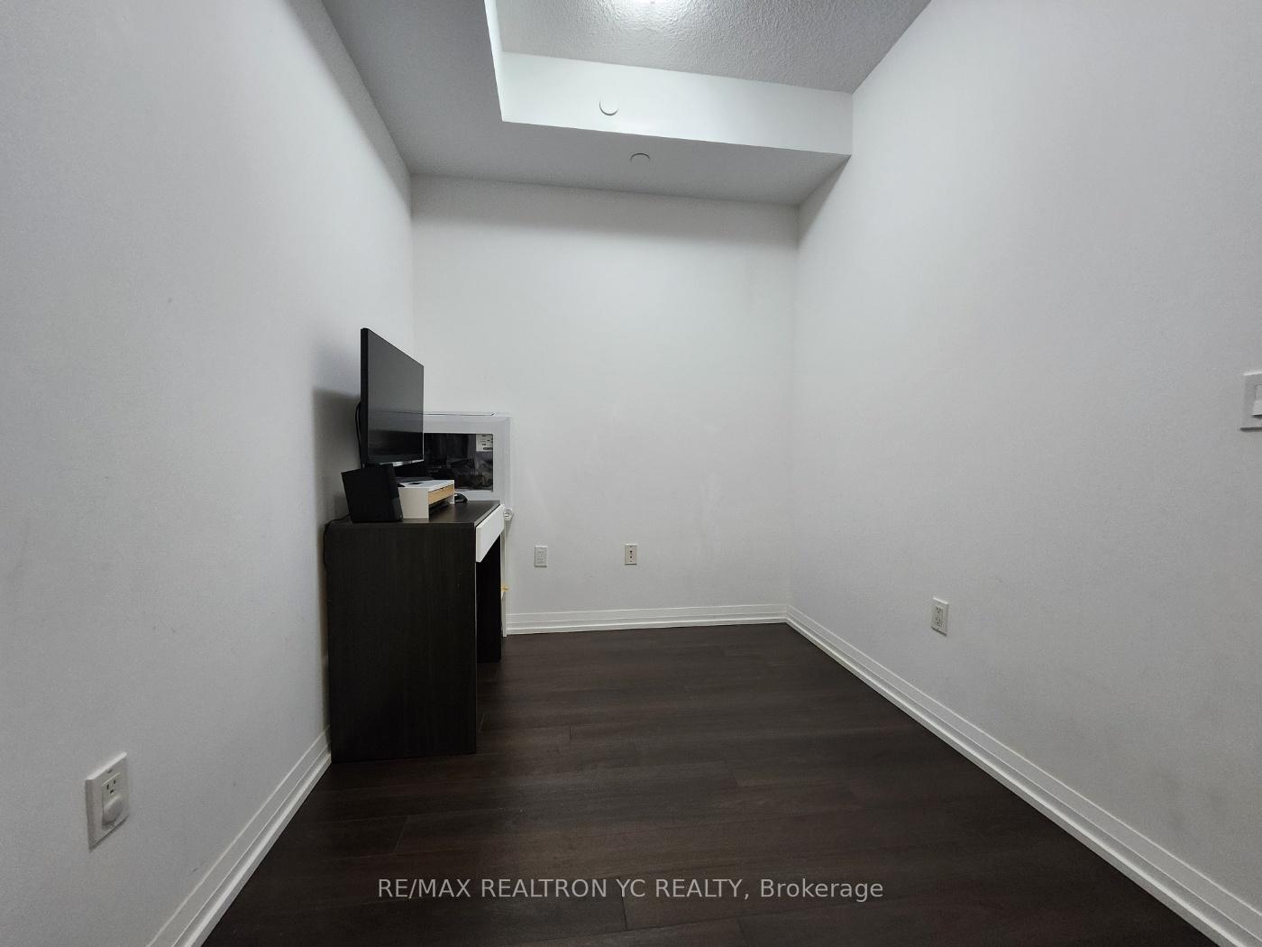 2 Bedrooms Condo at 55 Ann O’reilly,  Toronto For sale