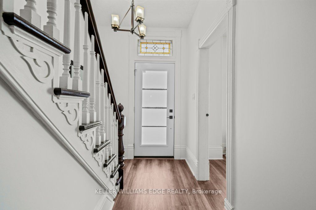 89 Lynden Rd Road