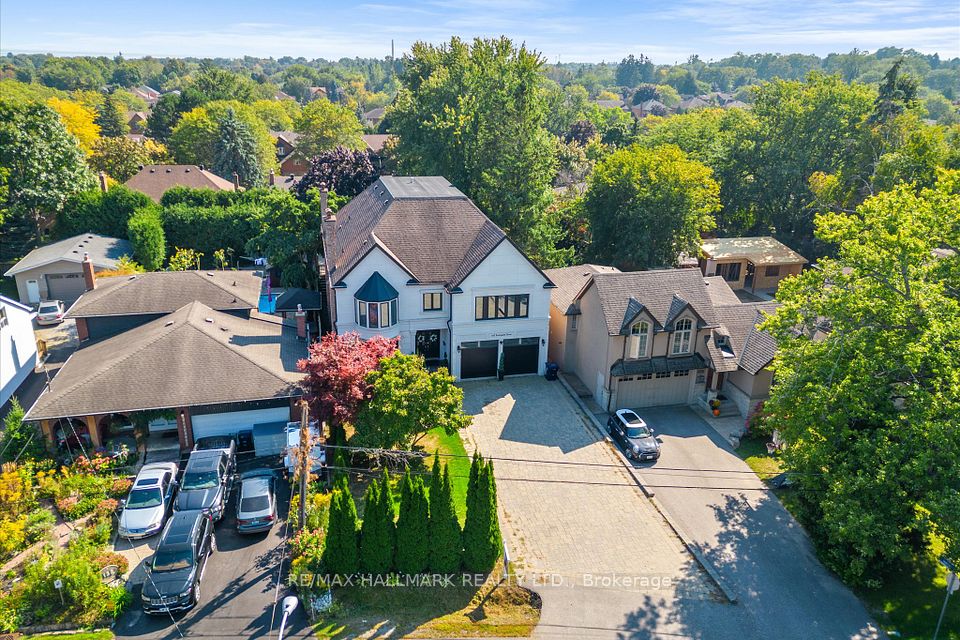 140 Bathgate Drive, Toronto, ON M1C 1T5