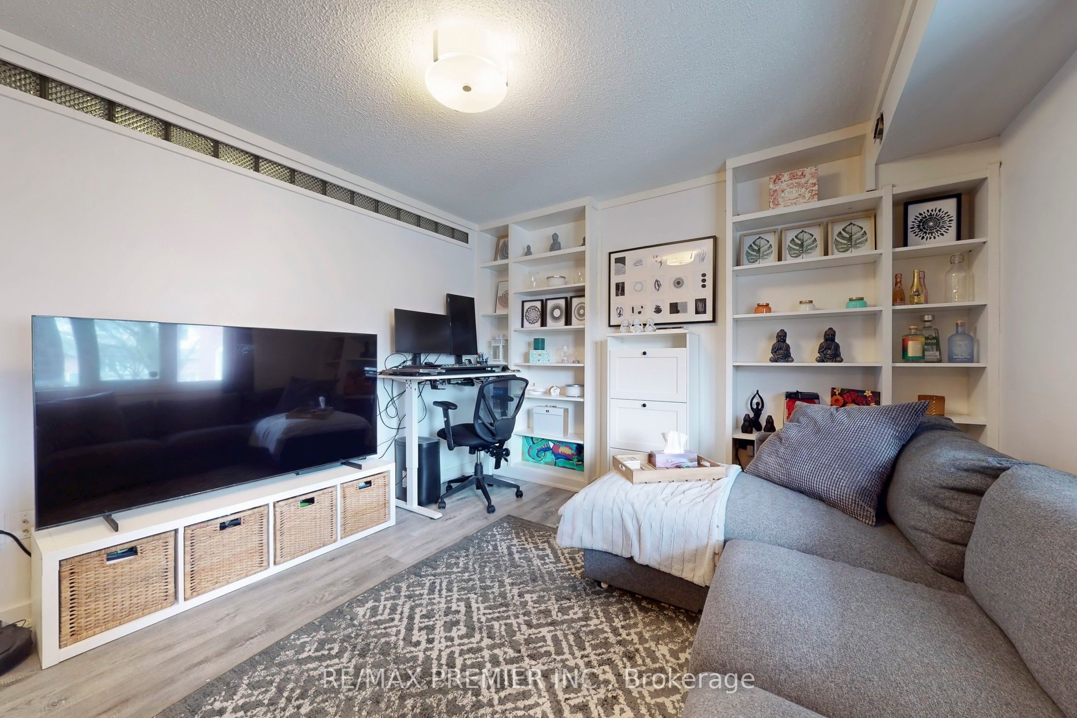 119 Bristol Road E, #34