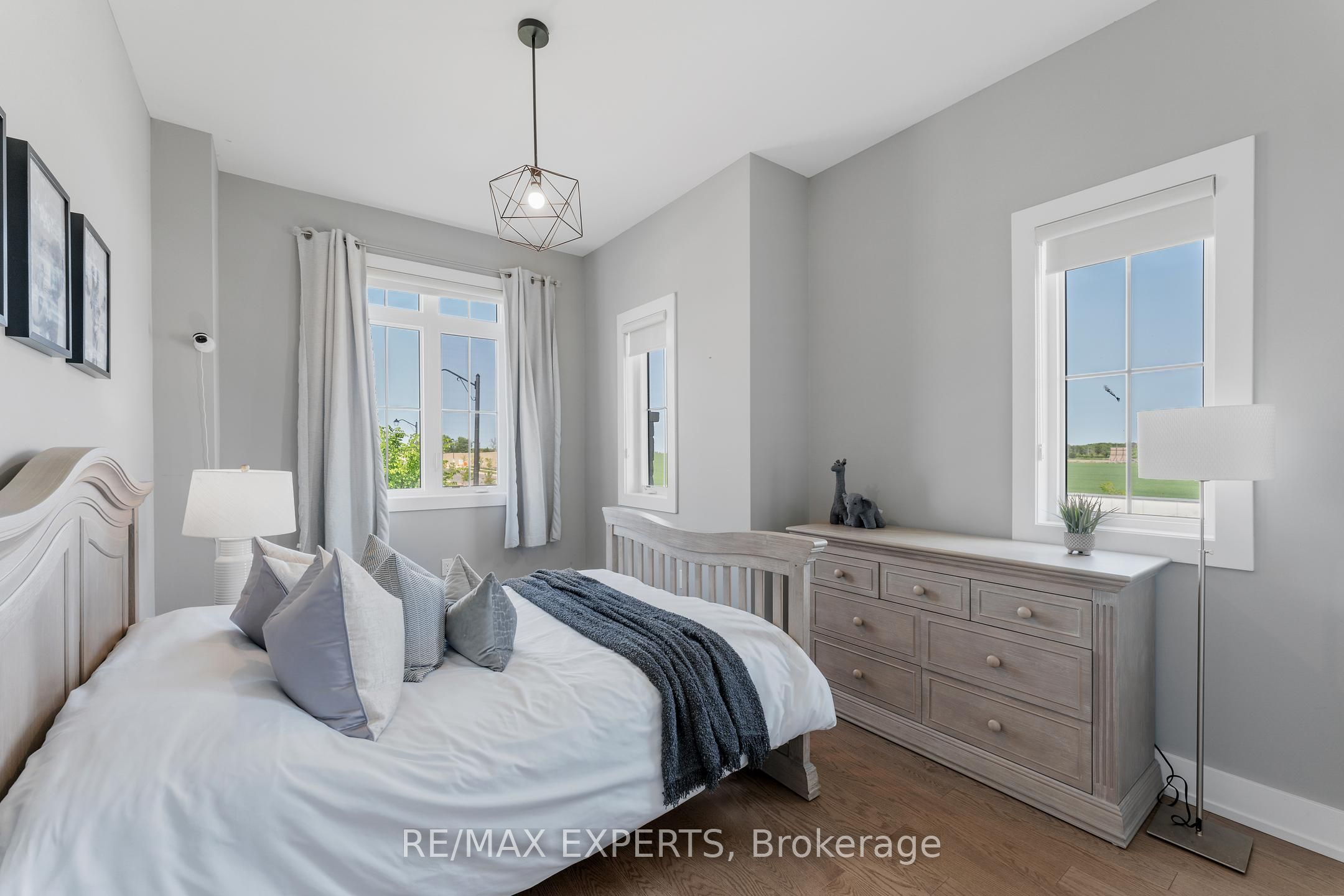 52 Doris Pawley Crescent