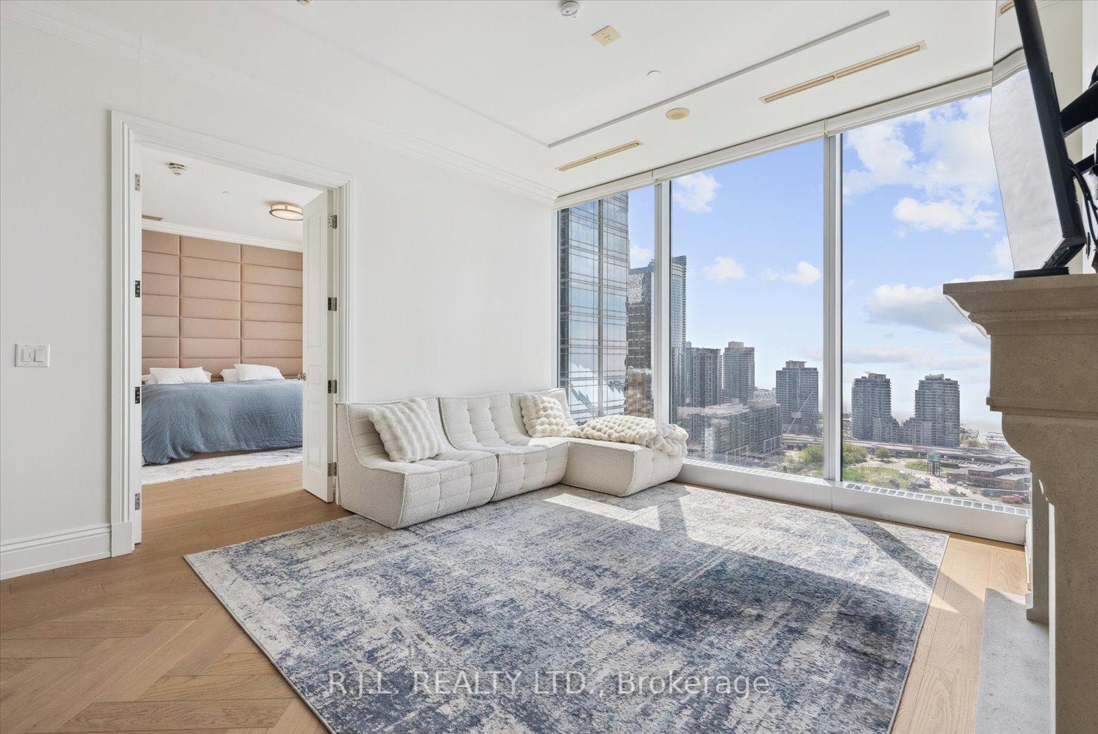 1 Bedroom Condo at 183 Wellington, Toronto For sale
