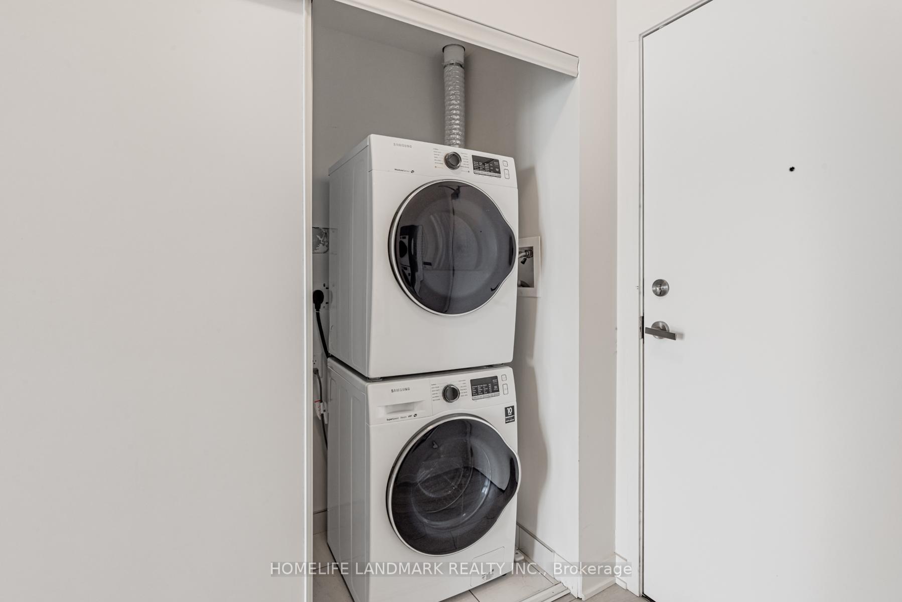 2 Bedrooms Condo at 195 Redpath, Toronto For sale