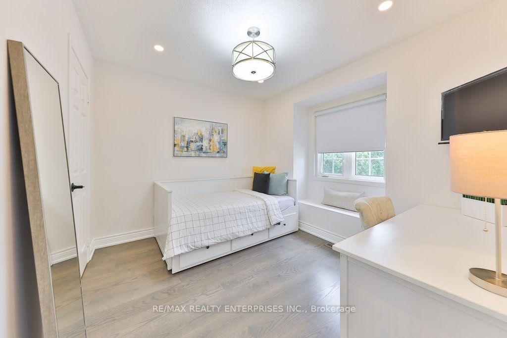 2183 Birchleaf Lane