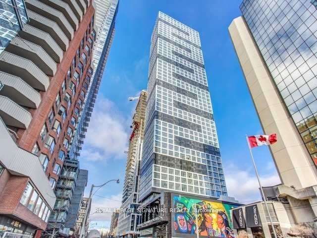 181 Dundas