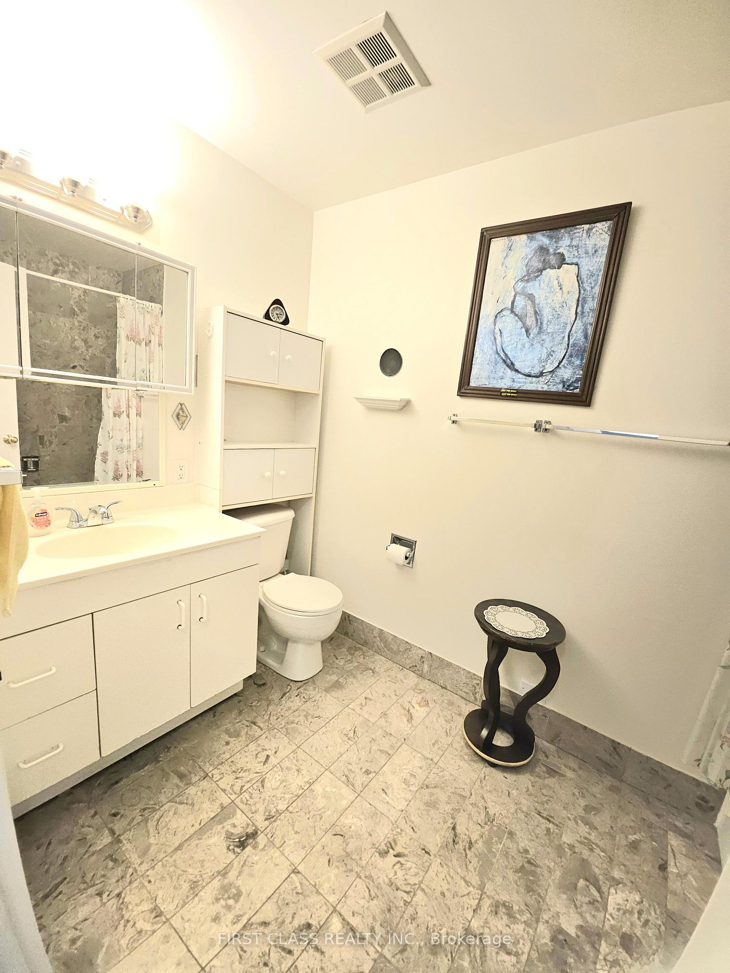 2 Bedrooms Condo at 5795 Yonge, Toronto For sale