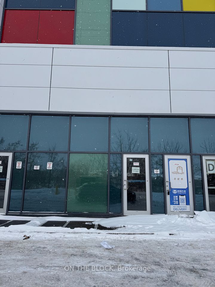 https://trreb-image.ampre.ca/3e0jp_WZtMpLRYHSH6uEtGtx0ZDq3sj_uSr5pDcZZUU/rs:fit:960:960/wm:.5:so:0:50:.4/wmsh:10/wmt:PHNwYW4gZm9yZWdyb3VuZD0nd2hpdGUnIGZvbnQ9JzY4Jz5PTiBUSEUgQkxPQ0ssIEJyb2tlcmFnZTwvc3Bhbj4/L3RycmViL2xpc3RpbmdzLzQwLzYxLzU2LzAwL3AvYTA2MGEwZmEtOWNmNS00YTc5LTk2MTctZjEzYWIxMjhmMjEwLmpwZw.jpg