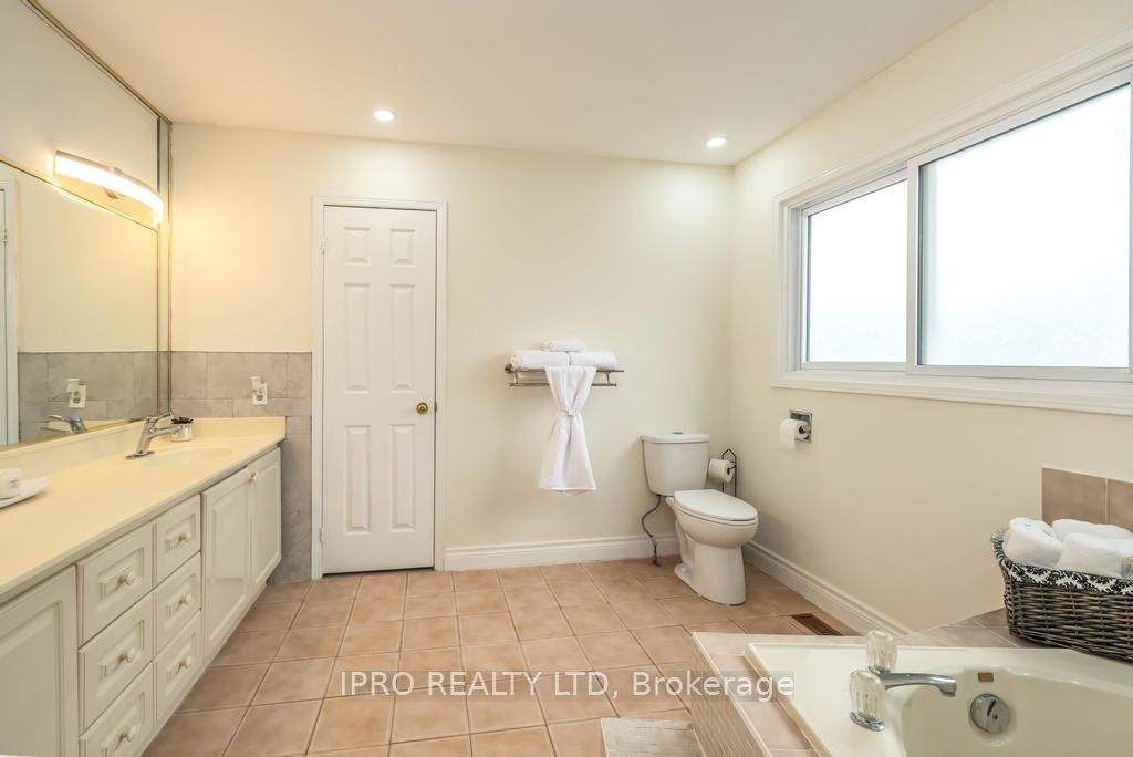 2155 Duncaster Drive, #26
