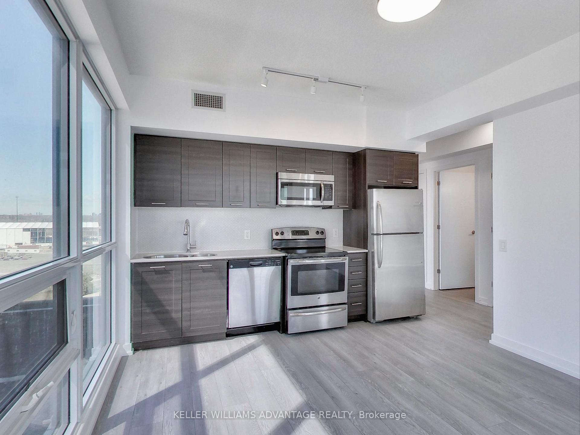 2 Bedrooms Condo at 2200 Lake Shore, Toronto For sale