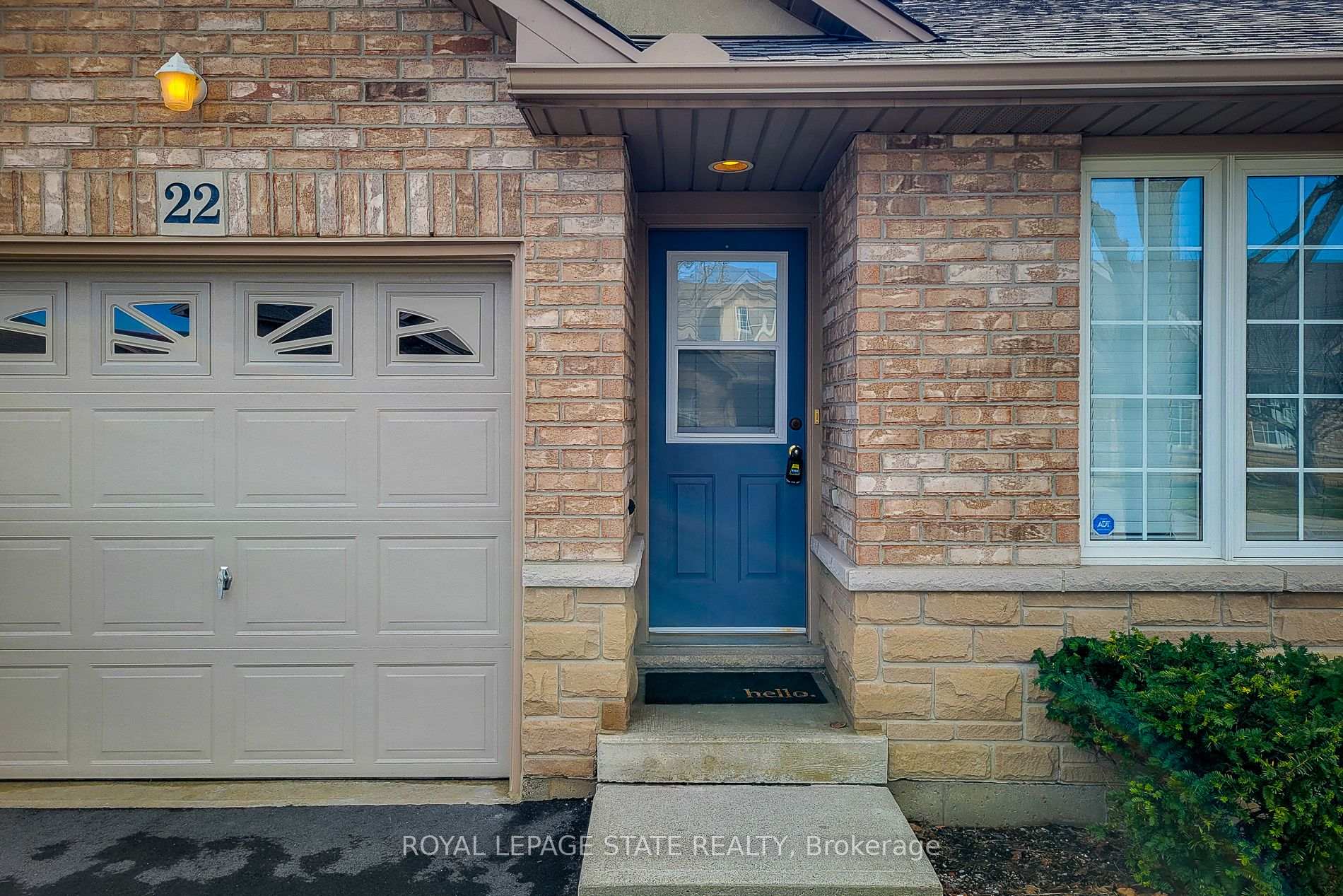 2 Bedrooms Condo at 751 Rymal, Hamilton For sale