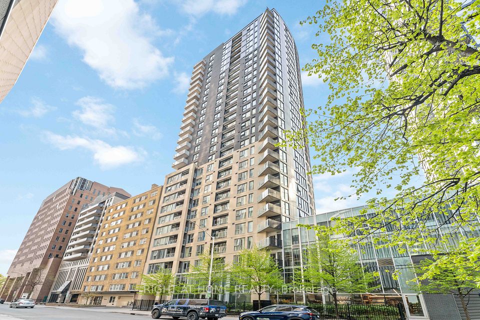 40 Nepean