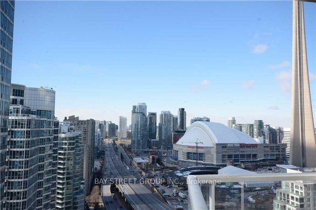1 Bedroom Condo at 8 York, Toronto For sale