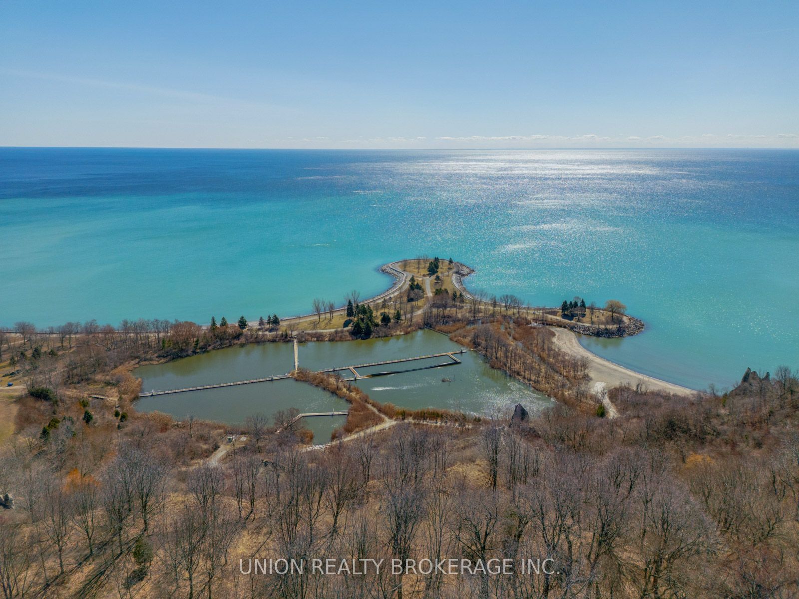 22 Cliffcrest Drive