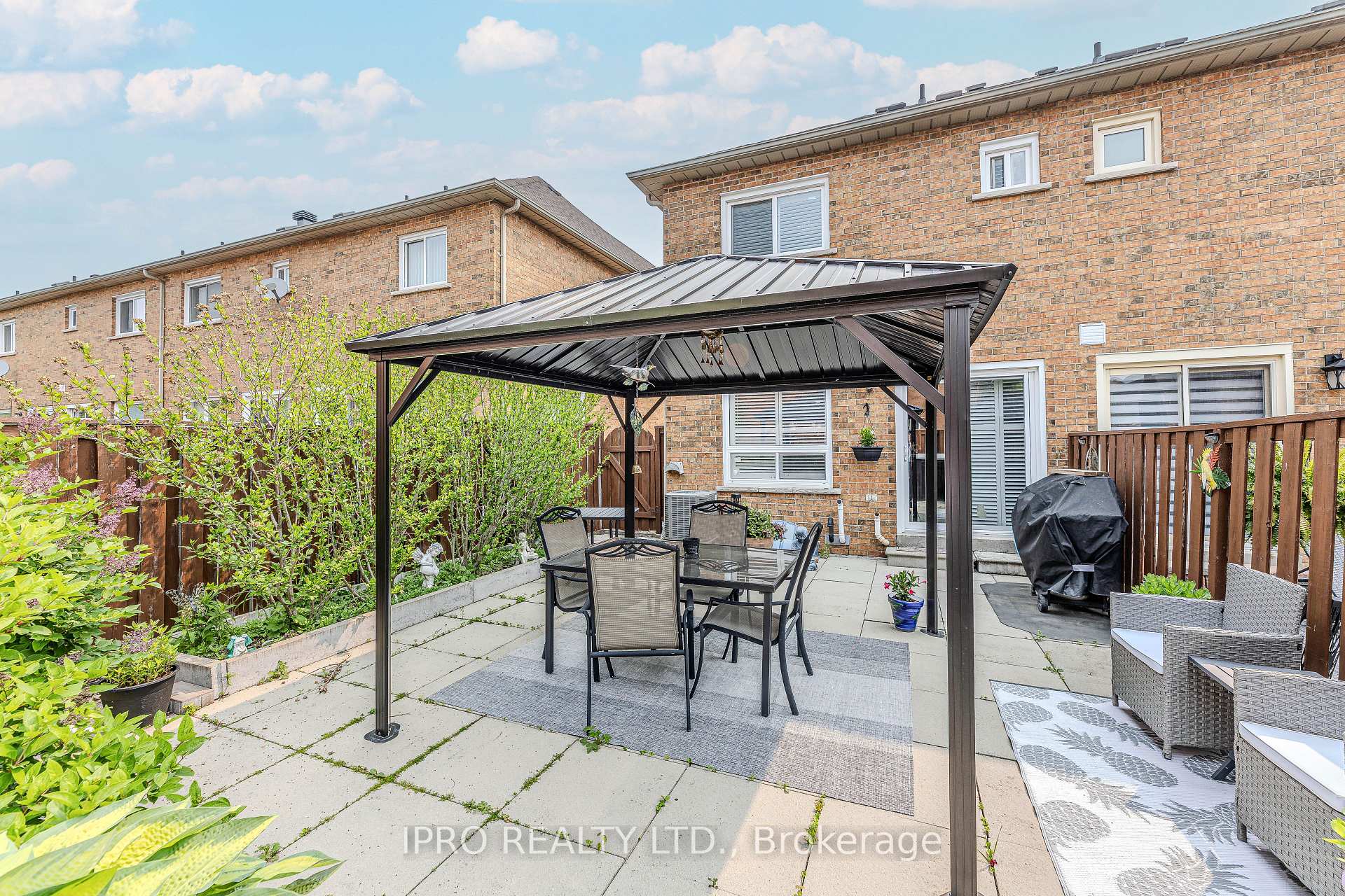 3 Bedrooms Condo at 78 Tania, Vaughan For sale