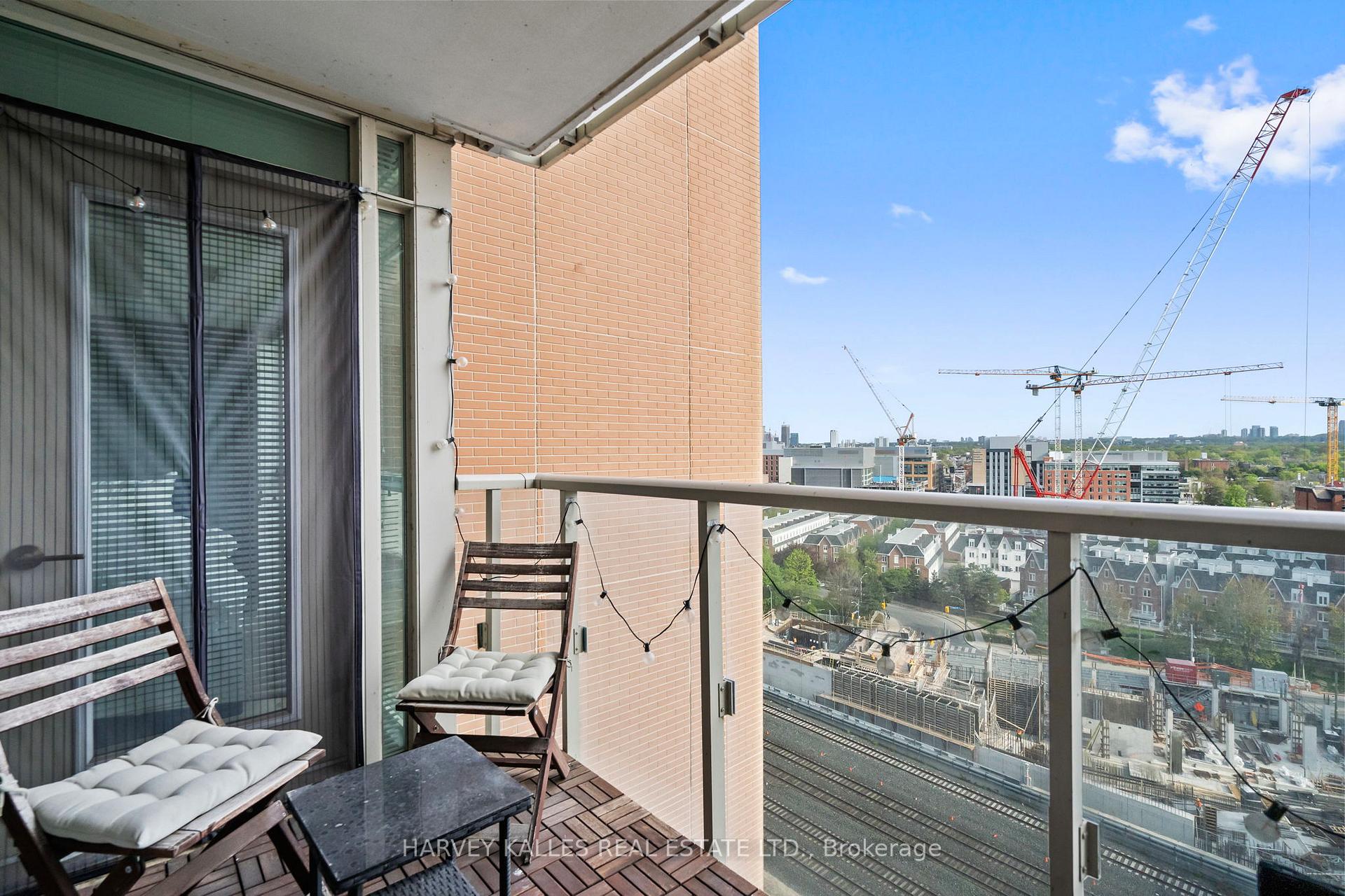 125 Western Battery Road 1316