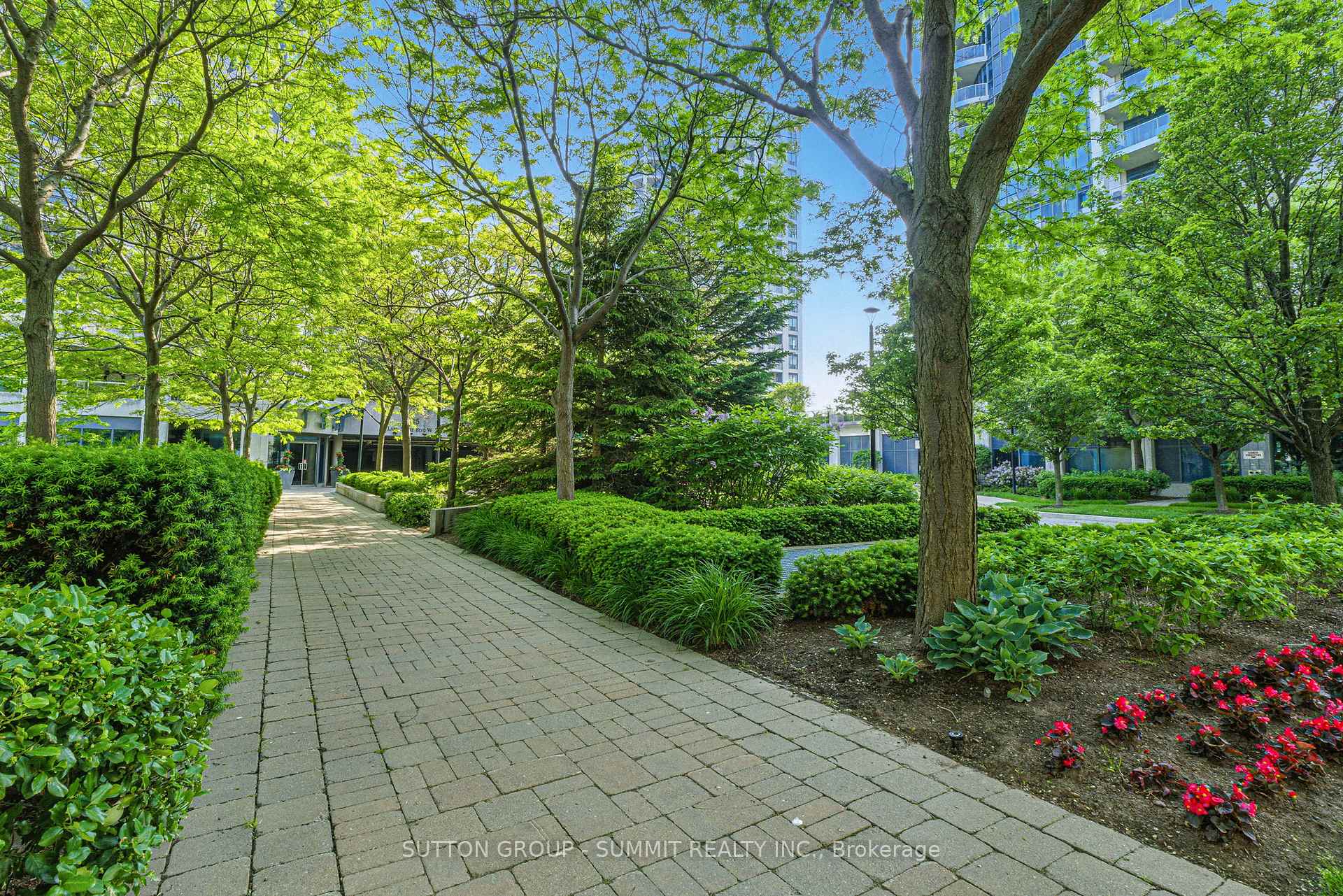 2 Bedrooms Condo at 2083 Lake Shore, Toronto For sale