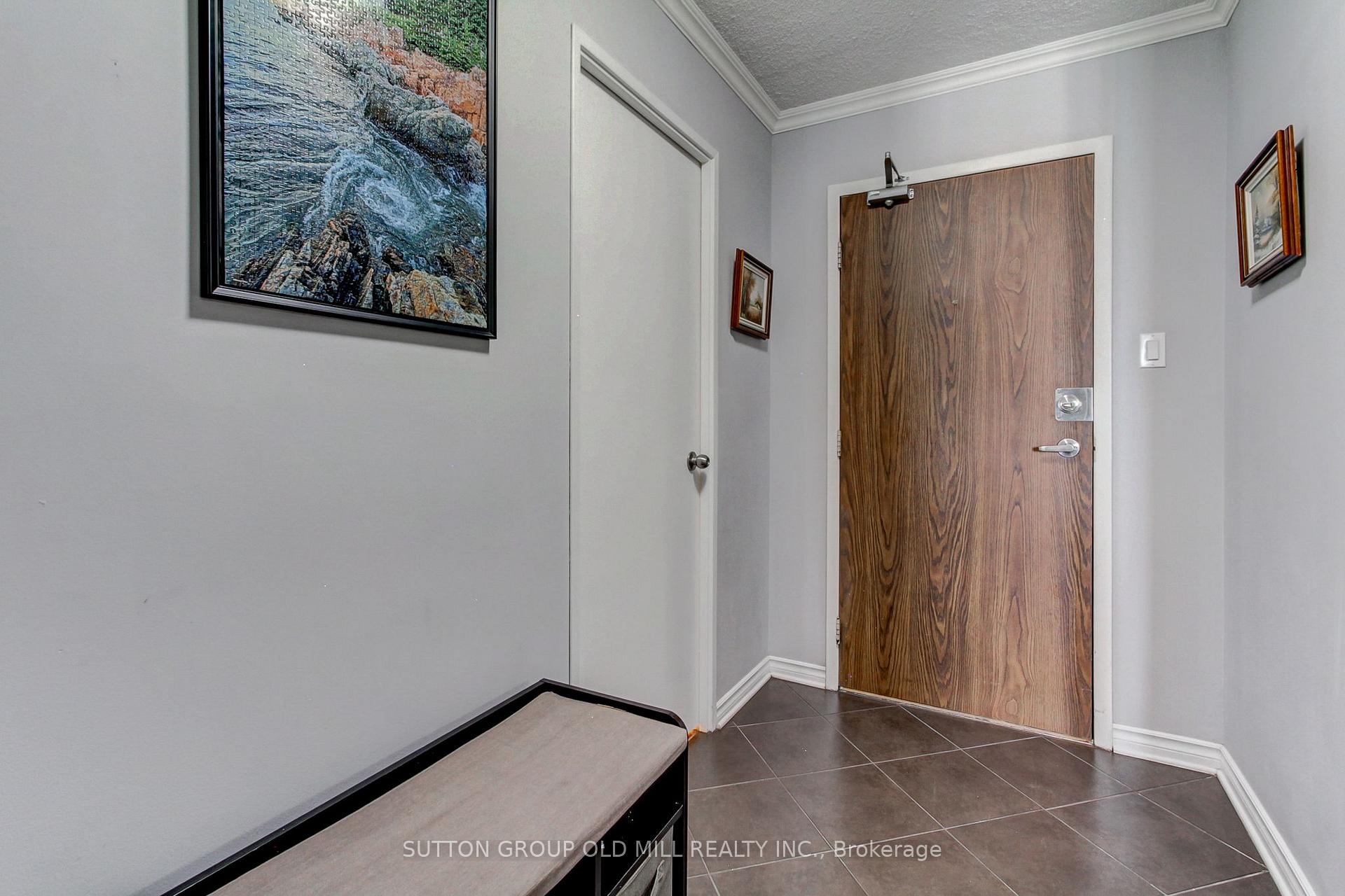 3 Bedrooms Condo at 133 Torresdale, Toronto For sale