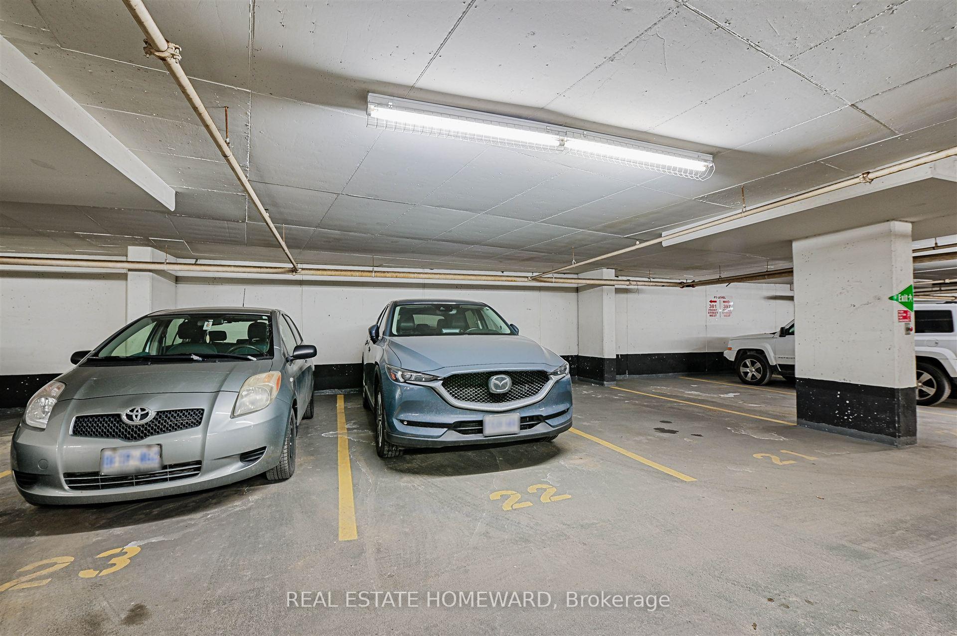 3 Bedrooms Condo at 397 Front, Toronto For sale