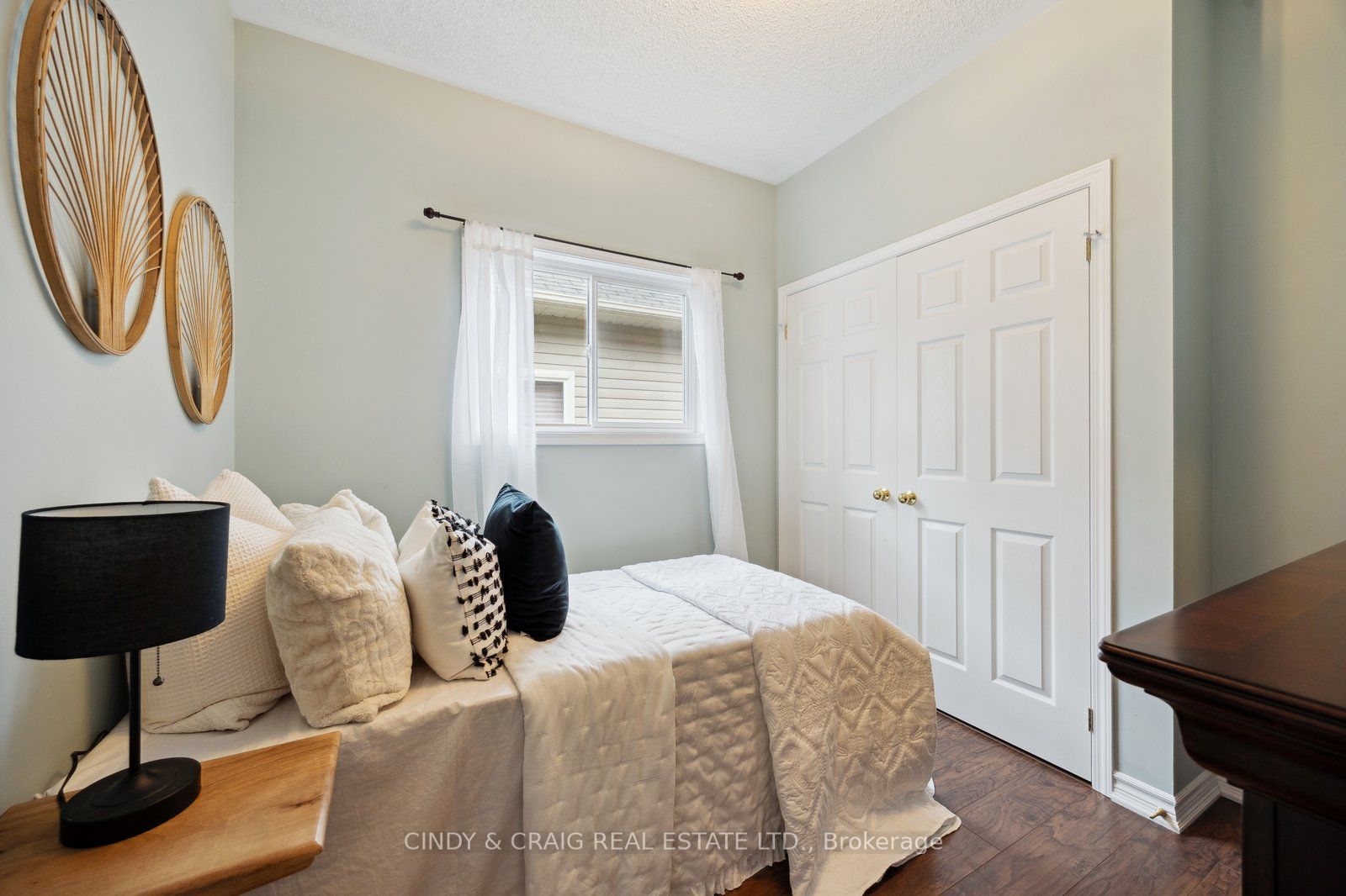 1222 Macinally Court, Oshawa, ON L1K 0B8