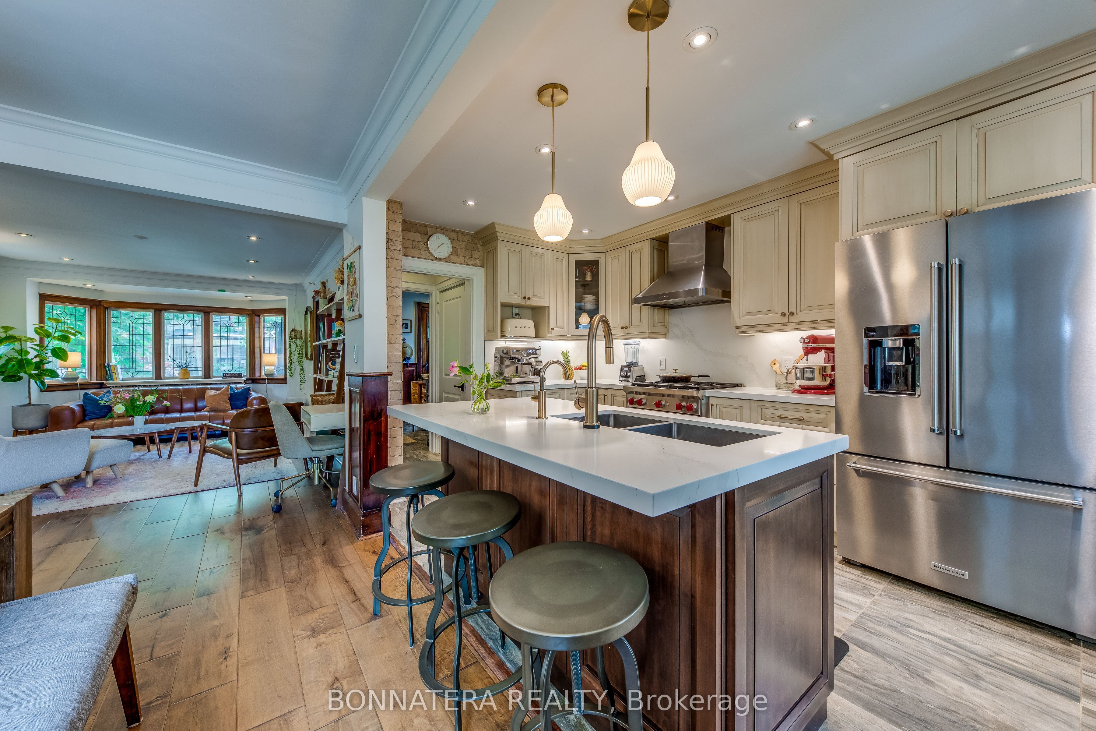 807 Indian Road