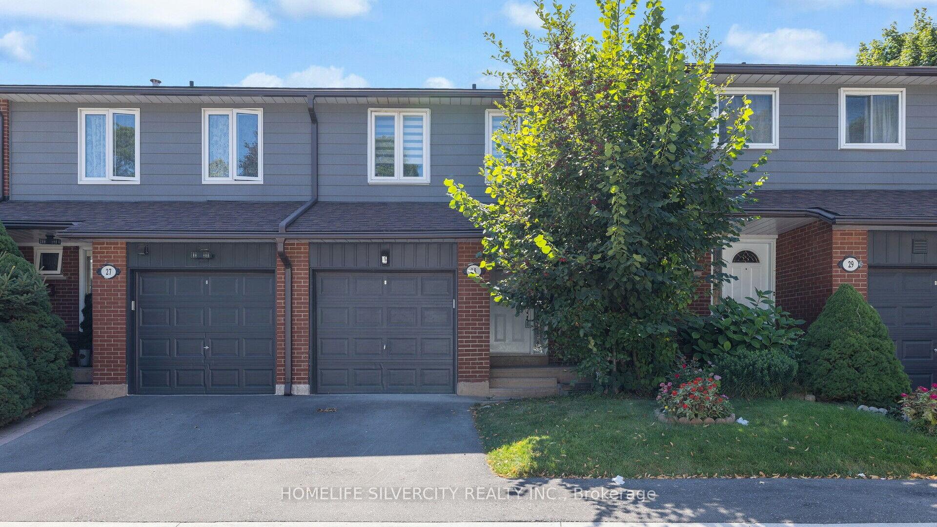4 Bedrooms Condo at 1616 Haig, Mississauga For sale