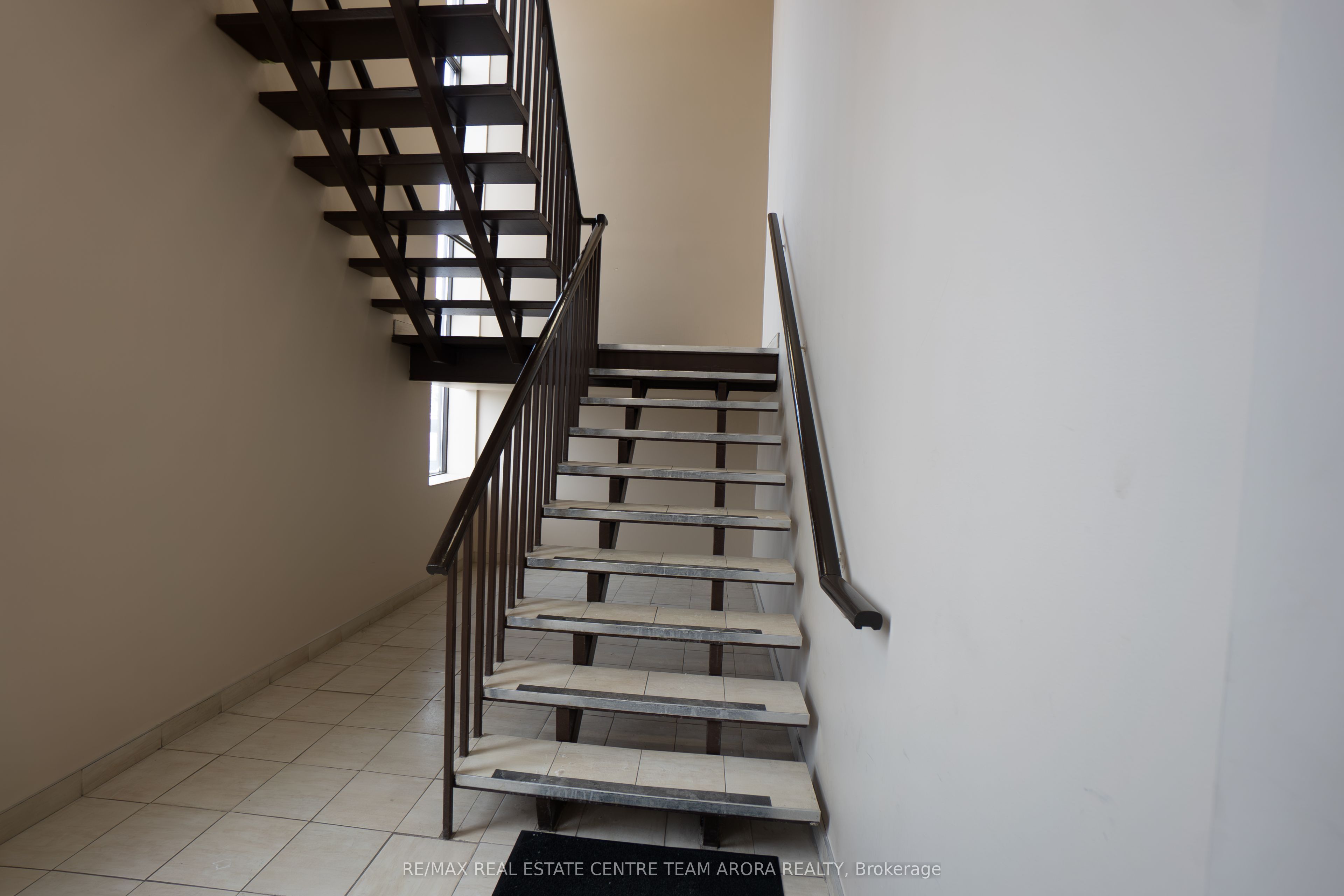 1804 Alstep Drive, #209