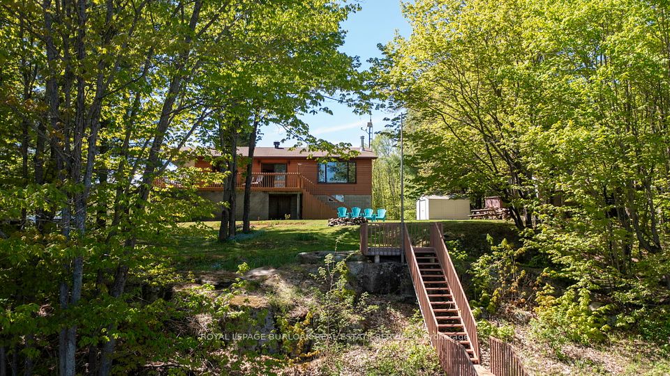 37 Dockside Drive, McKellar, ON P0G 1C0