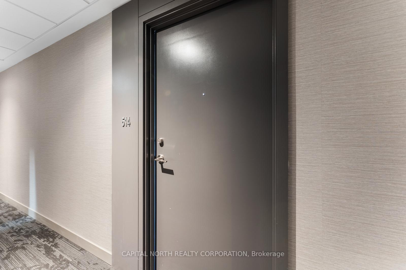 1 Bedroom Condo at 3005 Pine Glen, Oakville For sale