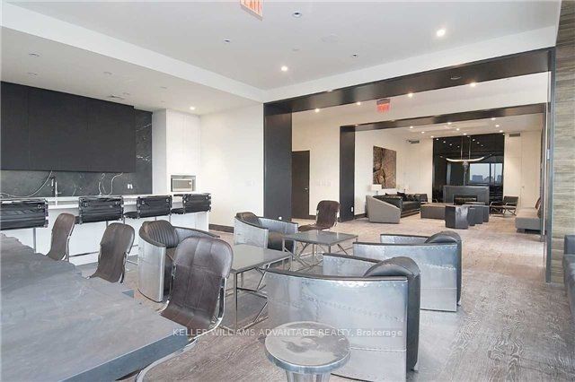 1830 Bloor Street W, #639