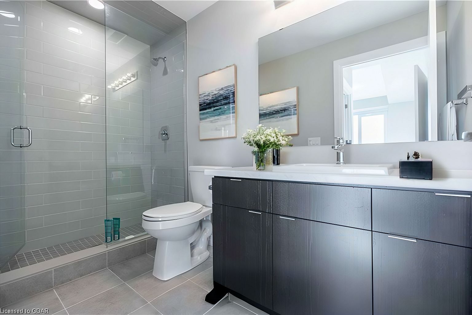 73 Arthur Street S 702