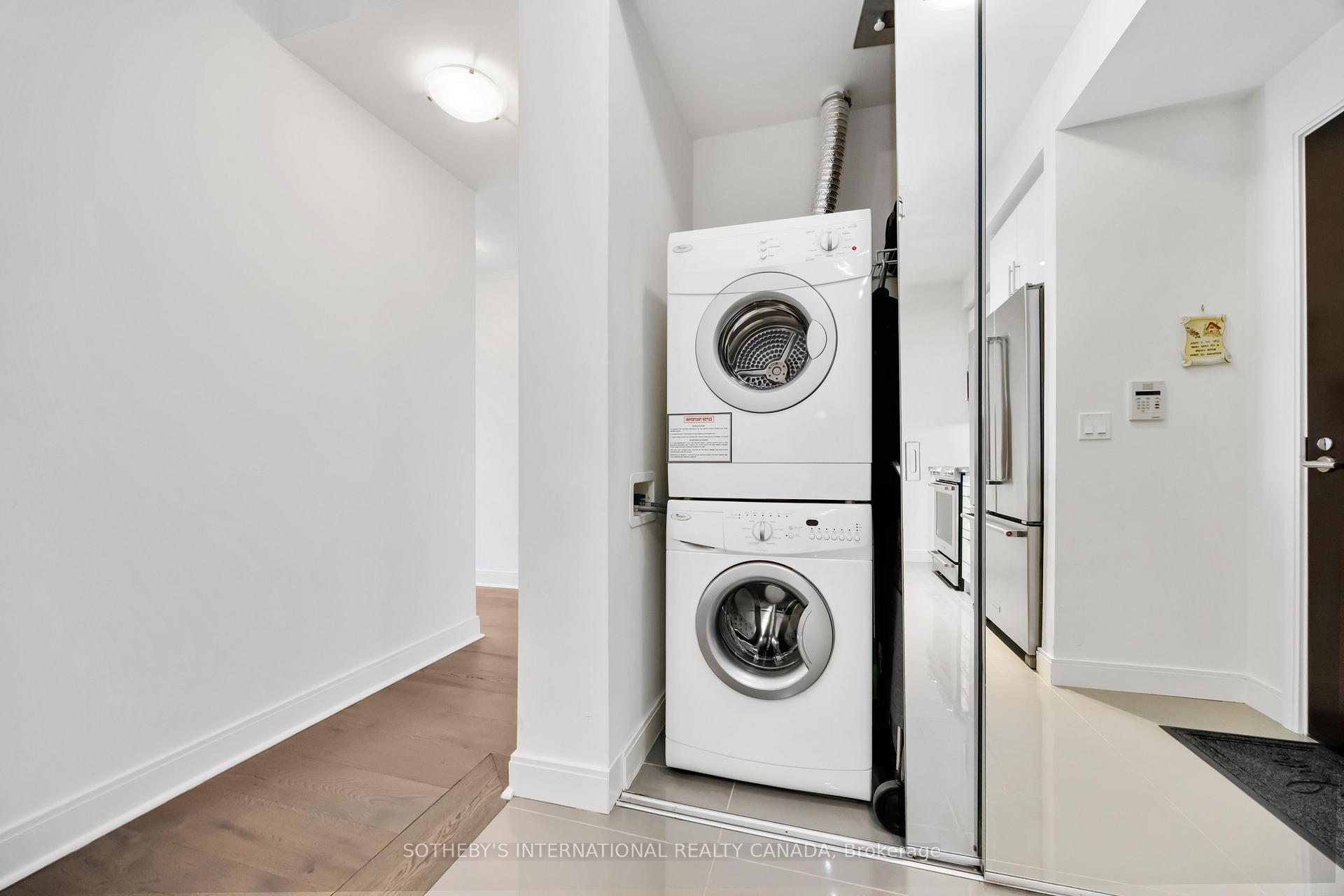 2 Bedrooms Condo at 825 Church, Toronto For sale