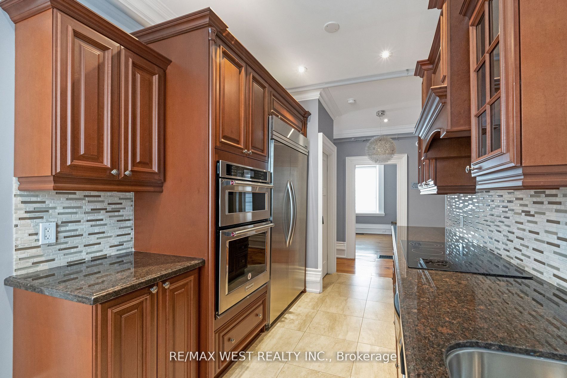10360 Islington Avenue, #201