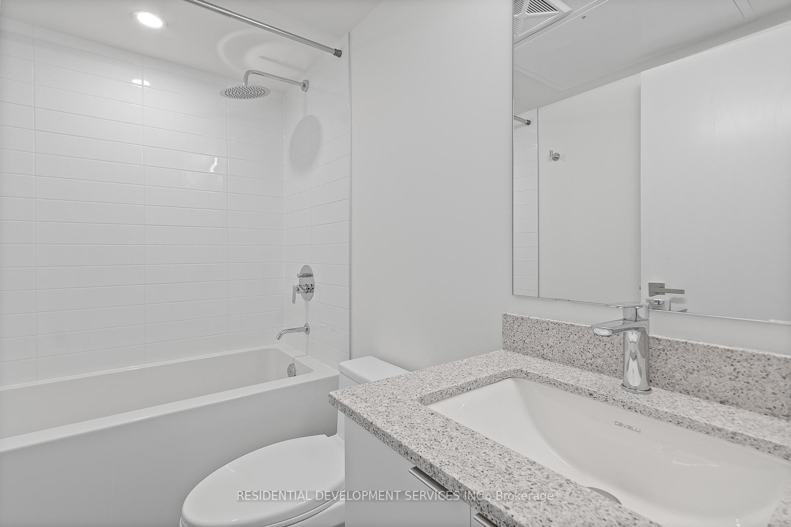 2 Bedrooms Condo at 500 Wilson,  Toronto For sale