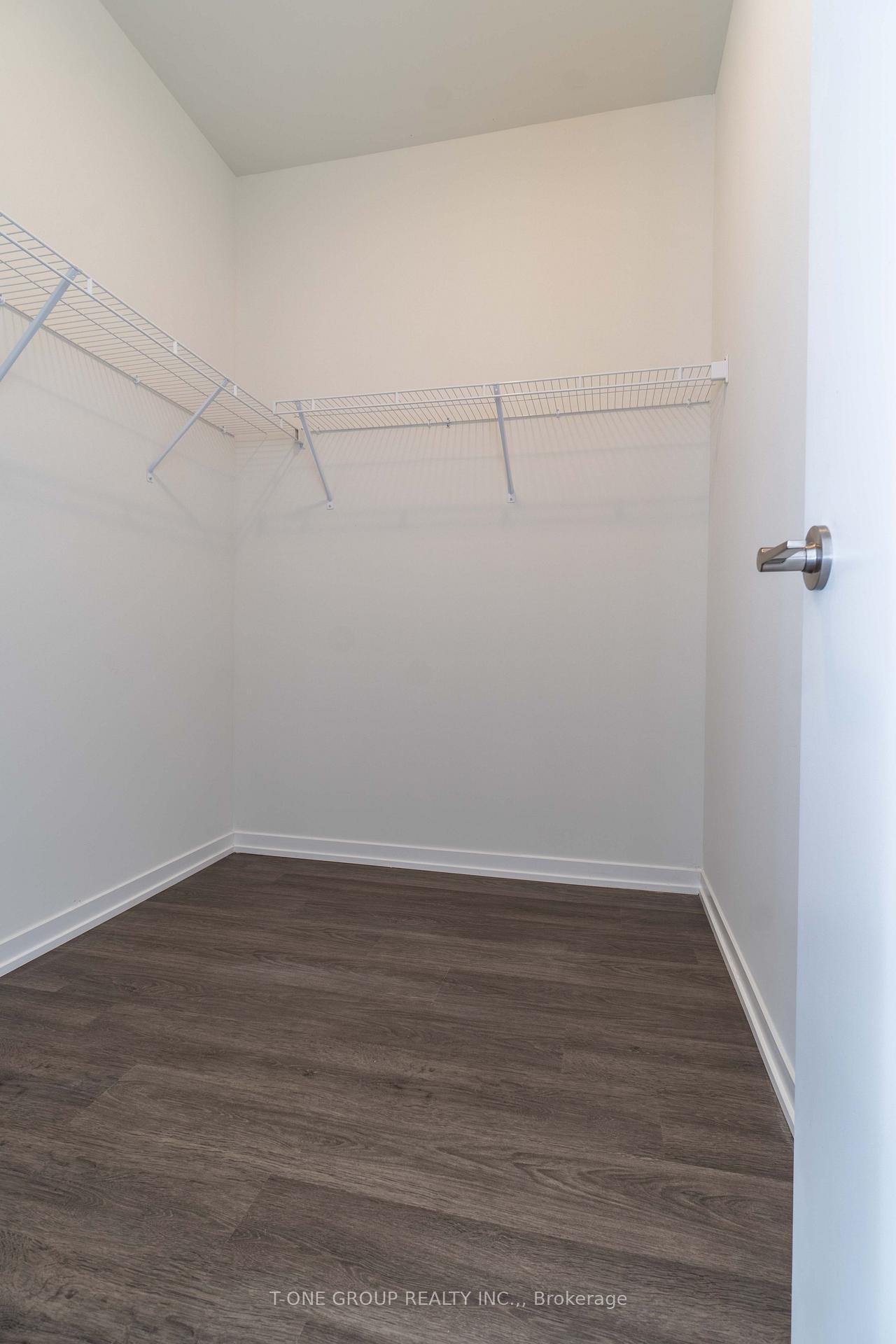 3 Bedrooms Condo at 10 Almond Blossom, Vaughan For sale