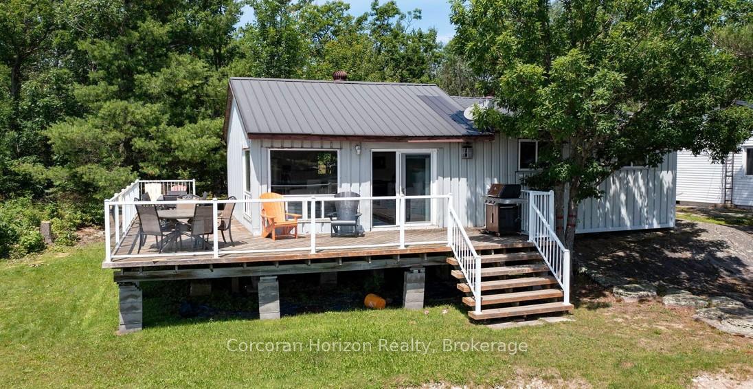 64 Wolverine Beach Road, Georgian Bay, ON L0K 1S0