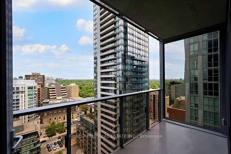 2 Bedrooms Condo at 11 Yorkville, Toronto For sale