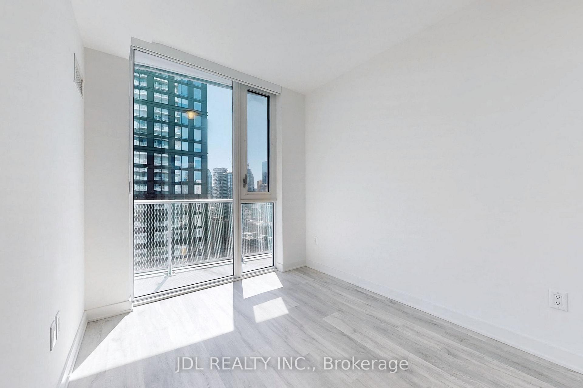 2 Bedrooms Condo at 100 Dalhousie, Toronto For sale