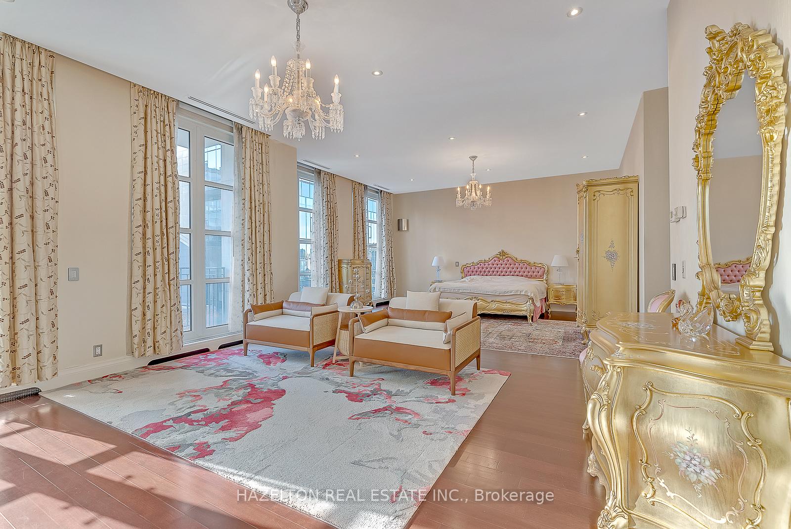 4 Bedrooms Condo at 118 Yorkville, Toronto For sale