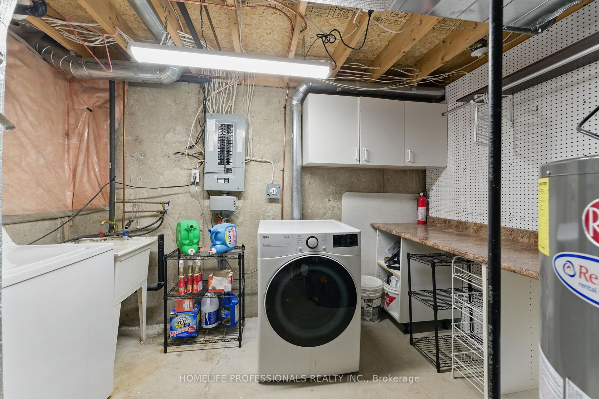 3 Bedrooms Condo at 485 Green,  Hamilton For sale