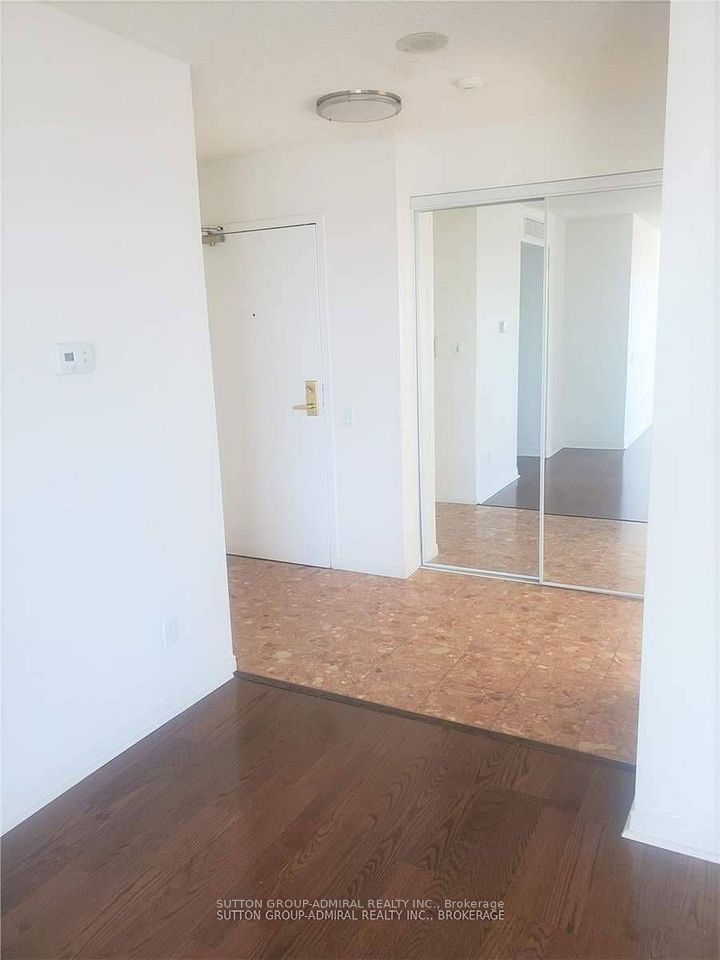 5 Emerald Lane