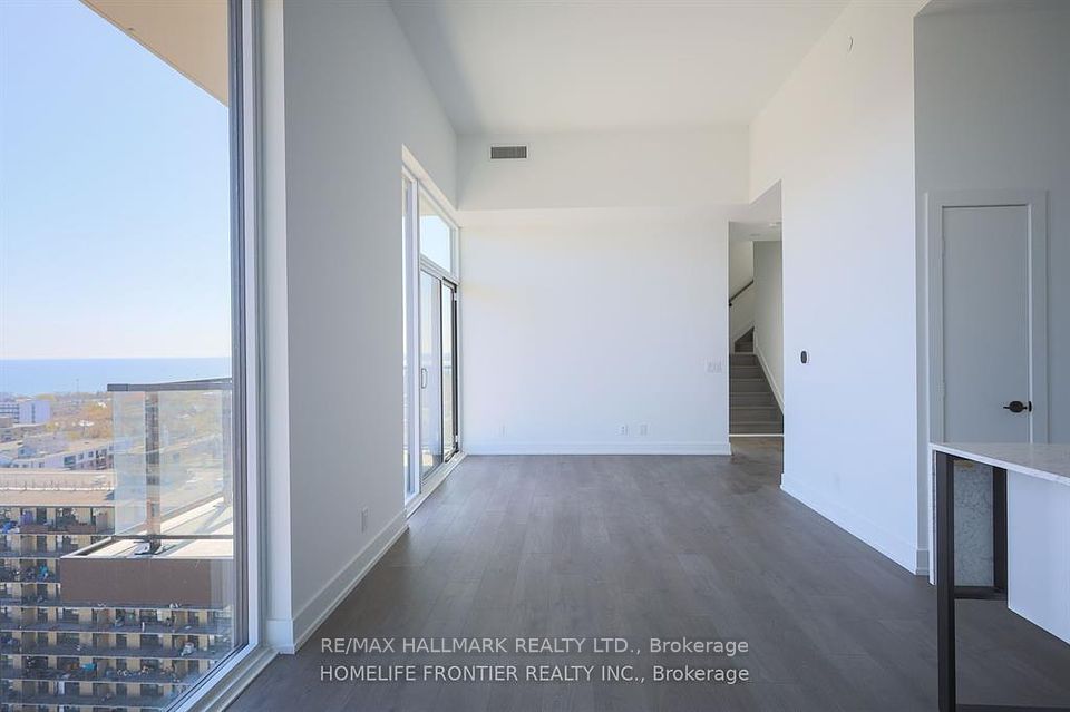 270 Dufferin