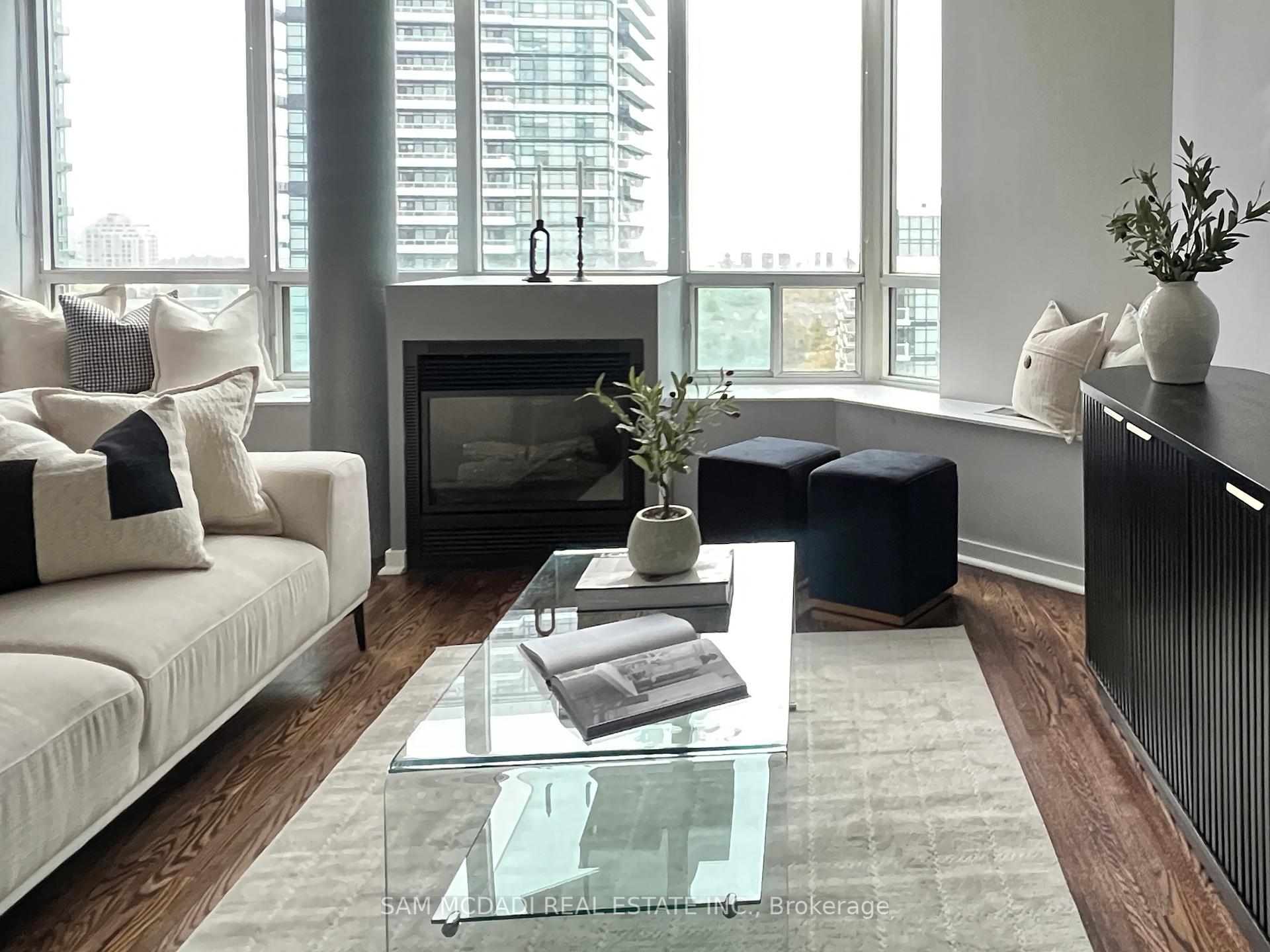2 Bedrooms Condo at 250 Manitoba, Toronto For sale